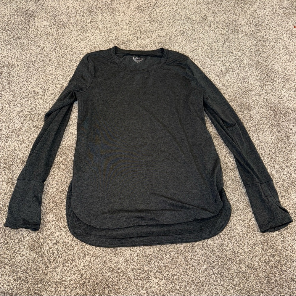 Athleta Women’s Medium Gray Long Sleeve Tee
